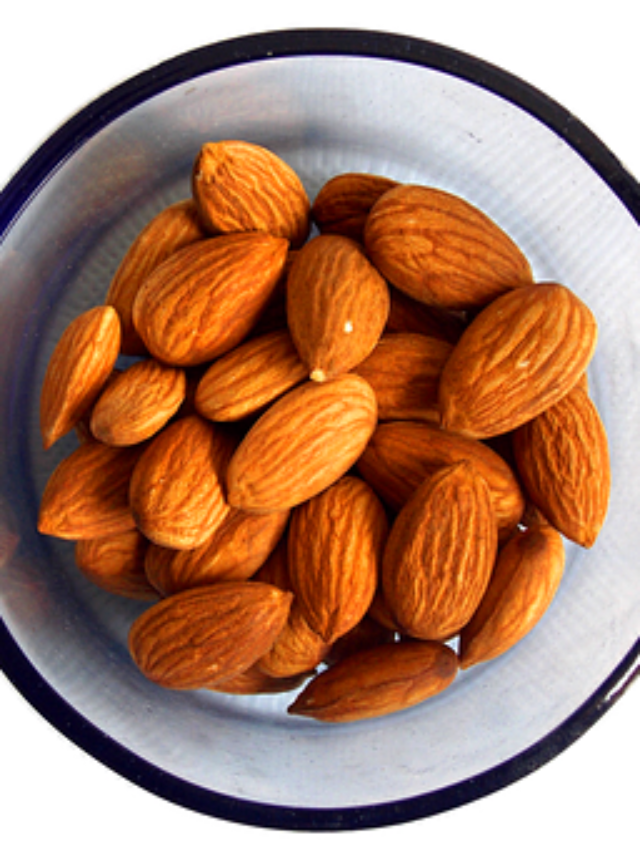 almonds-1740176__340