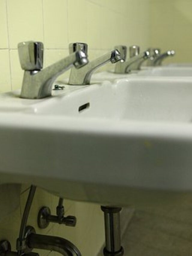 bathroom-sink-1104465__340